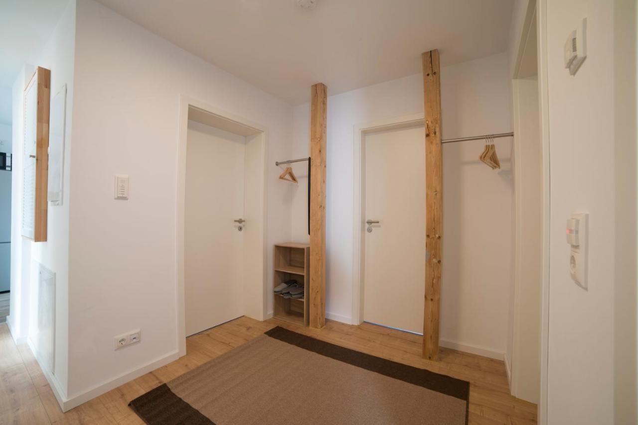 Schoene Grosse Ferienwohnung 79M2 Und 2 Baeder, Zentrumnah, 2Og Erfurt Kültér fotó