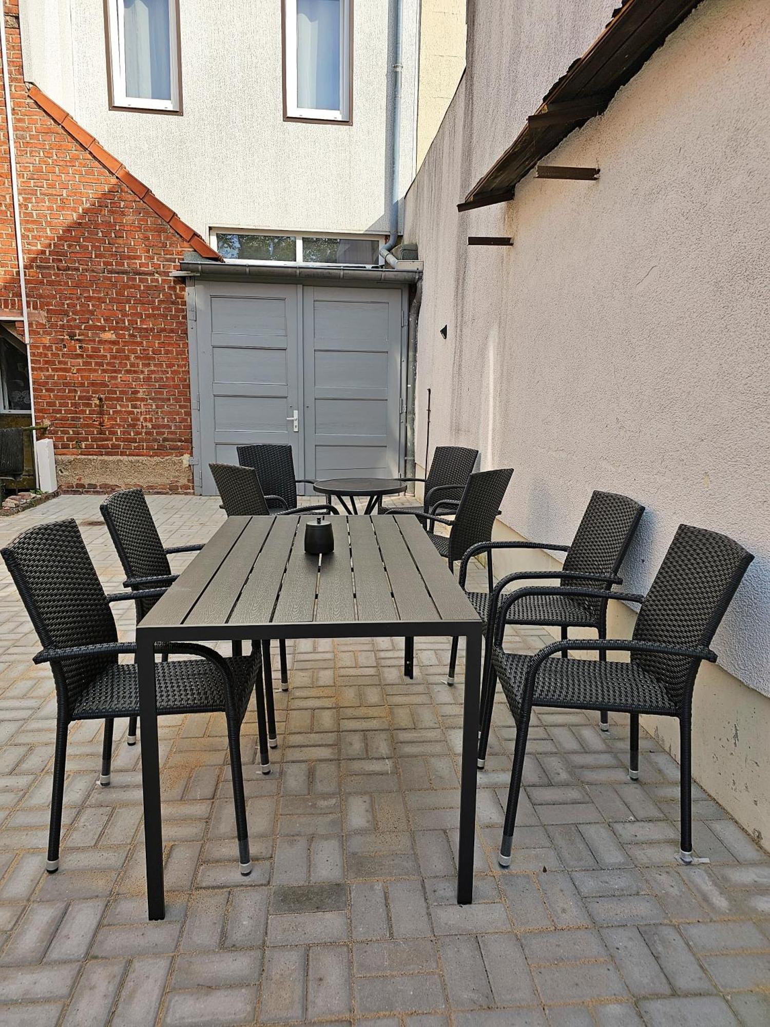 Schoene Grosse Ferienwohnung 79M2 Und 2 Baeder, Zentrumnah, 2Og Erfurt Kültér fotó